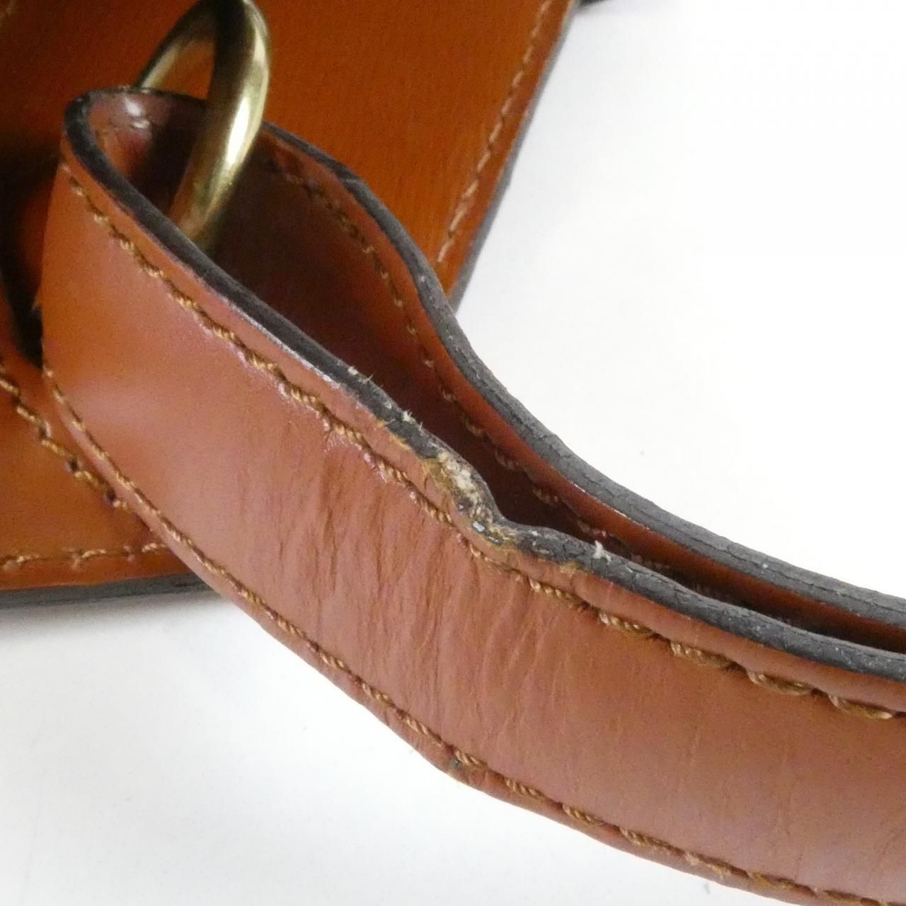 Louis Vuitton Epi Cluny Shoulder Bag — view 7