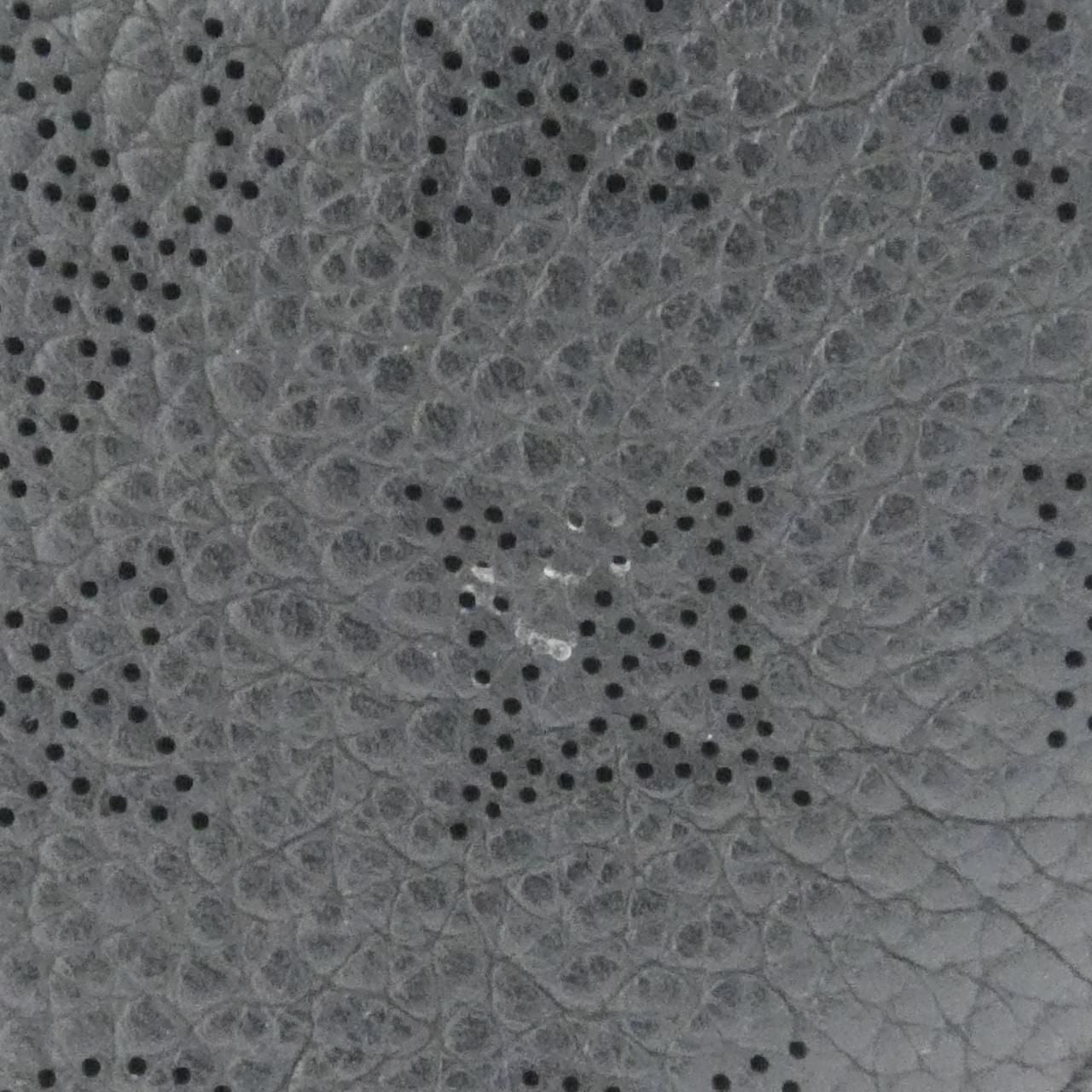 Louis Vuitton Mahina Bella Shoulder Bag — view 8