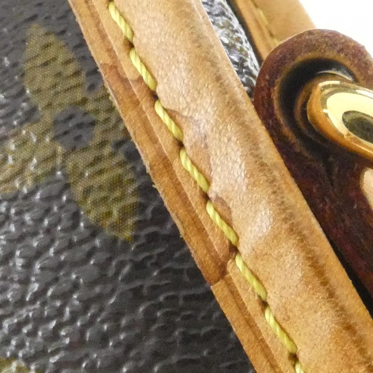 Louis Vuitton Monogram Menilmontan MM Shoulder Bag — view 5