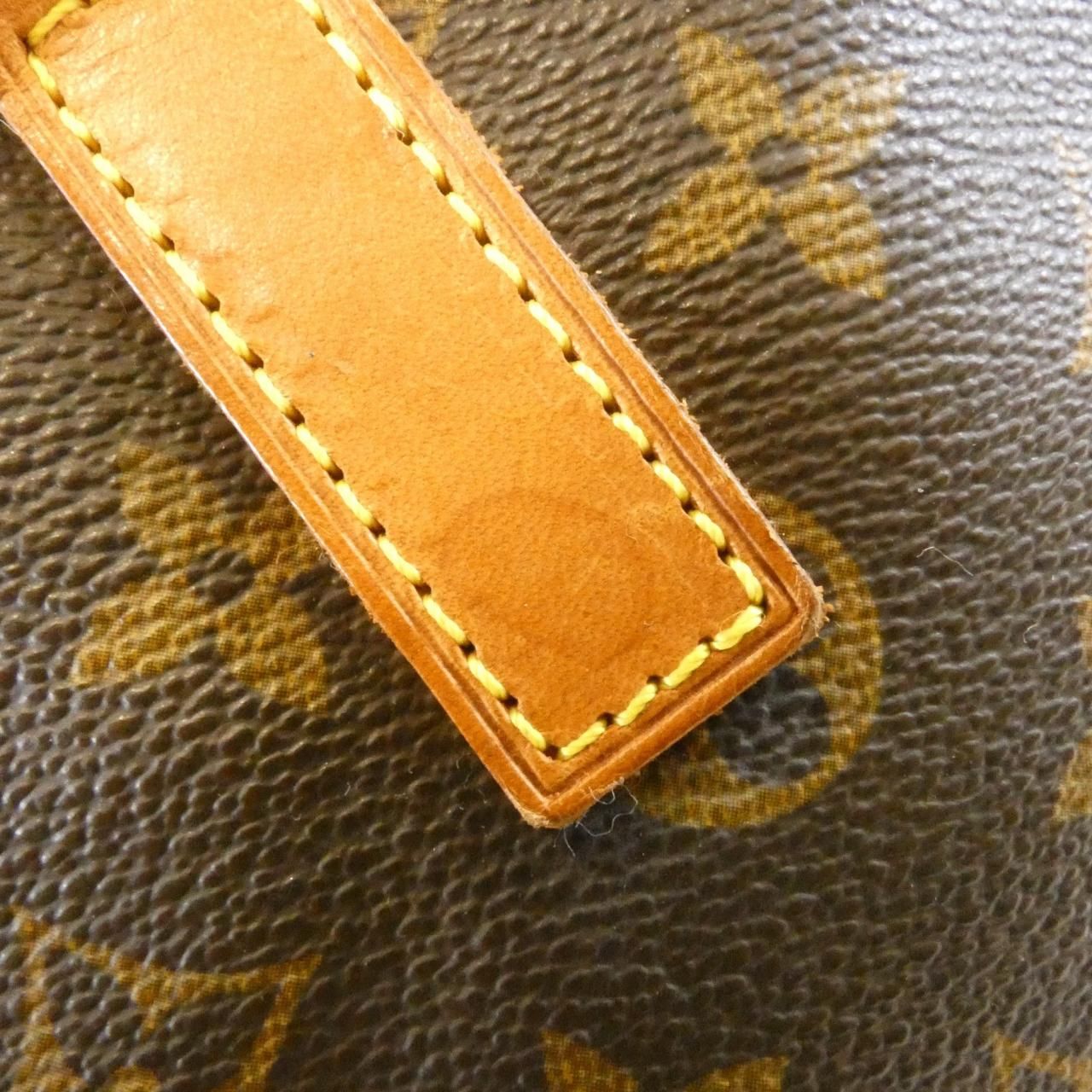 Louis Vuitton Monogram Cabas Mezzo Bag — view 4
