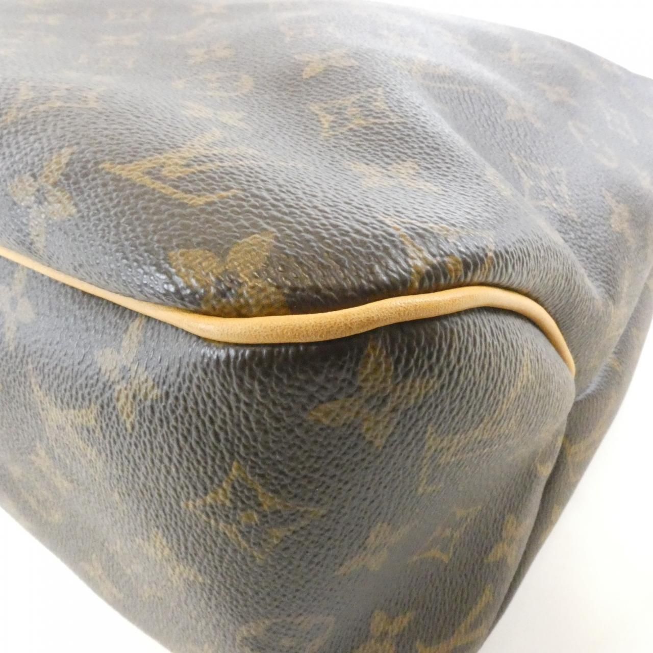 Louis Vuitton Monogram Delightful MM Shoulder Bag — view 3