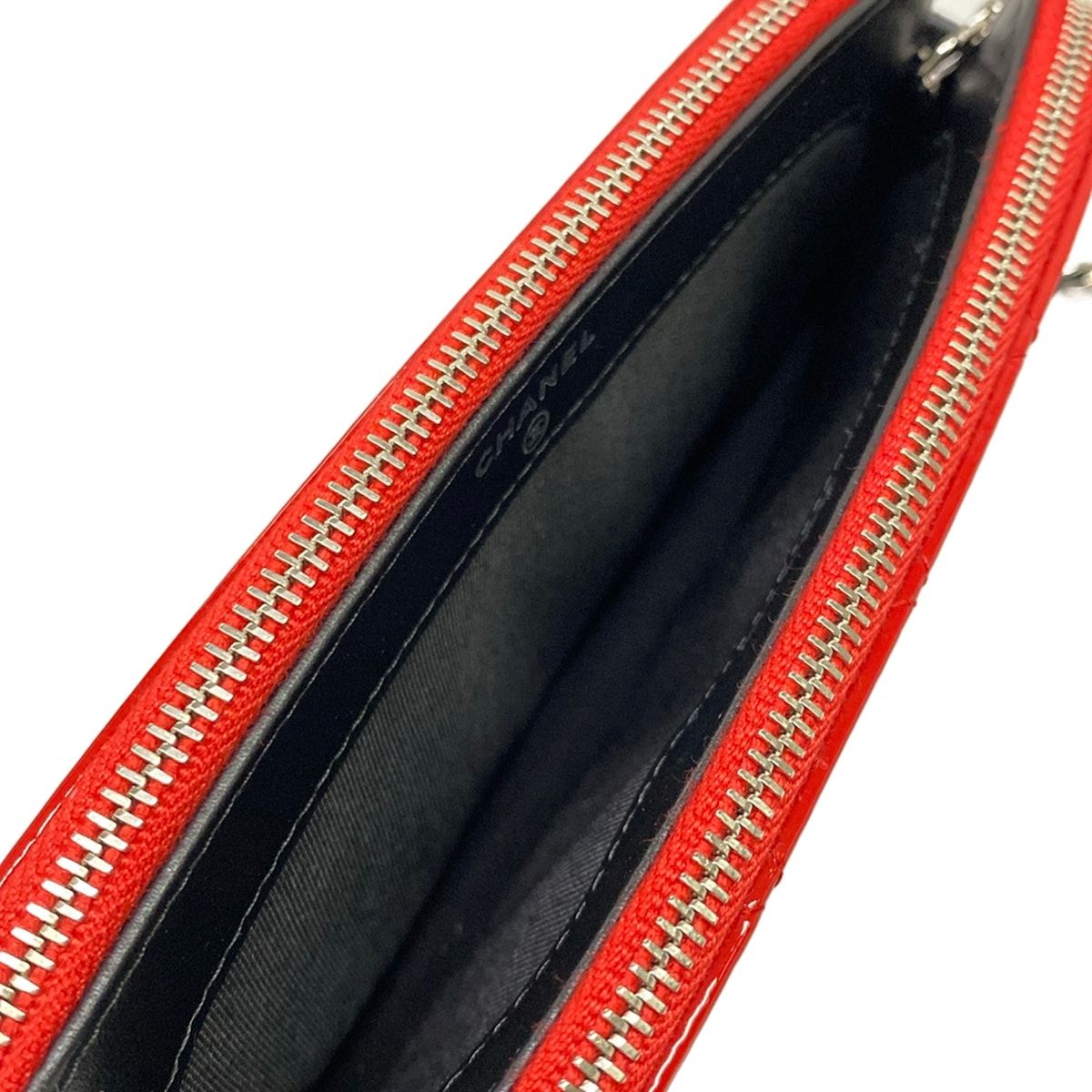 Chanel Wallet Quilted Red Black Chain Silver Leather Shoulder Bag — view 3