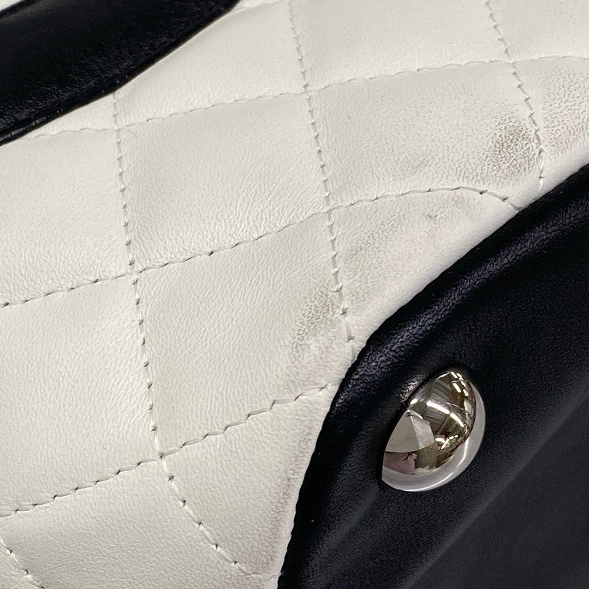Chanel Tote Bag Cambon Line Large White Black Lambskin — view 6