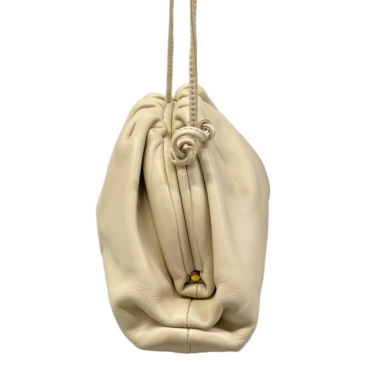 Bottega Veneta Shoulder Bag the Pouch Ivory Kiss Lock Leather — view 4
