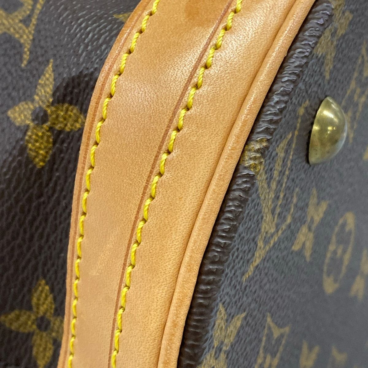 Louis Vuitton Shoulder Bag Monogram Petit Bucket — view 6