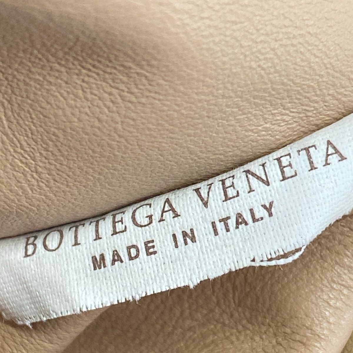 Bottega Veneta Handbag the Pouch Beige Leather — view 8