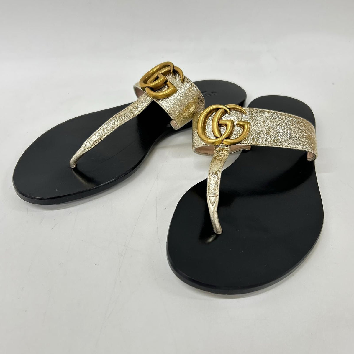 Gucci GG Marmont Thong Sandals