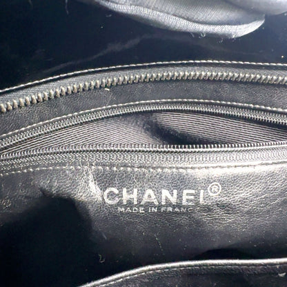 Chanel CC Logo Reprint Quilted Patent Leather Patent Black Tote Bag Silver — view 4