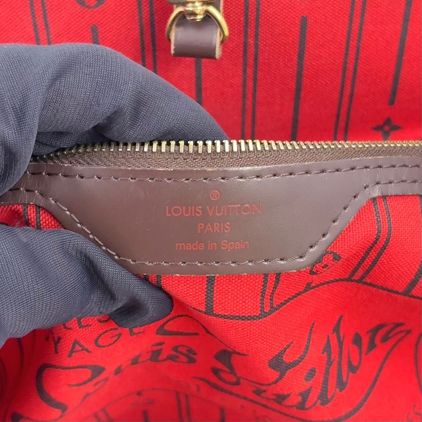 Louis Vuitton Neverfull MM Damier Ebene Leather — view 4
