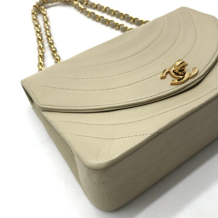 Chanel CC Logo Turnlock Chain Shoulder Bag Gold Double Beige — view 5