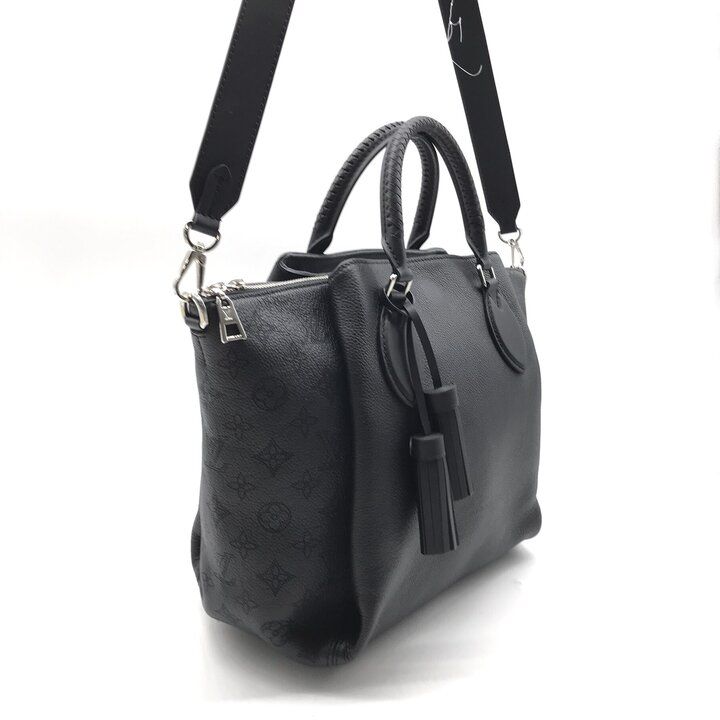 Louis Vuitton Monogram Mahina Haumea 2-Way Bag Crossbody Leather Black — view 2