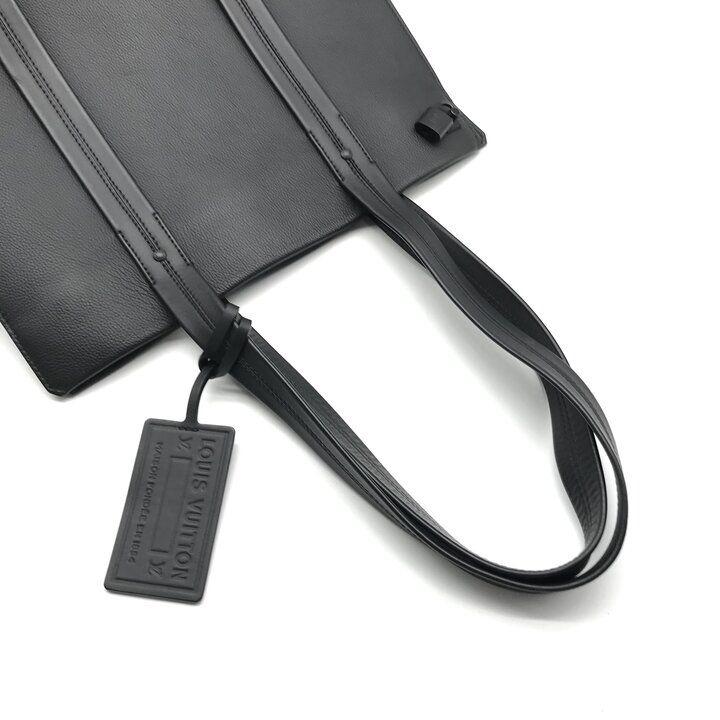 Louis Vuitton Aerogram Takeoff Tote Bag Black — view 7