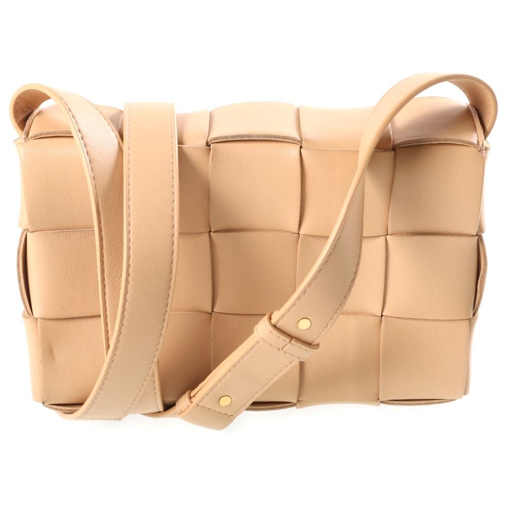 Bottega Veneta Cassette Maxi Intrecciato Leather Shoulder Bag Beige — view 2