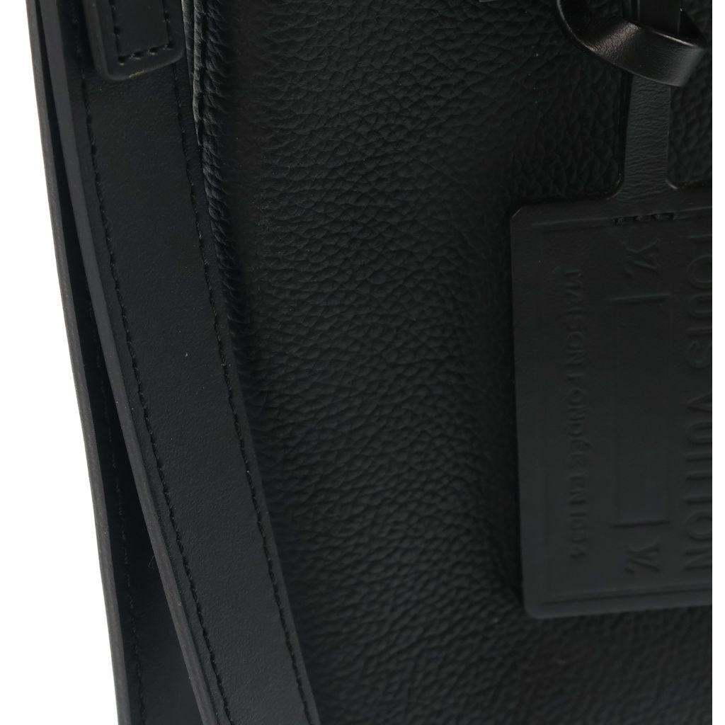 Louis Vuitton LV Aerogram Takeoff Pouch Pochette Black — view 6