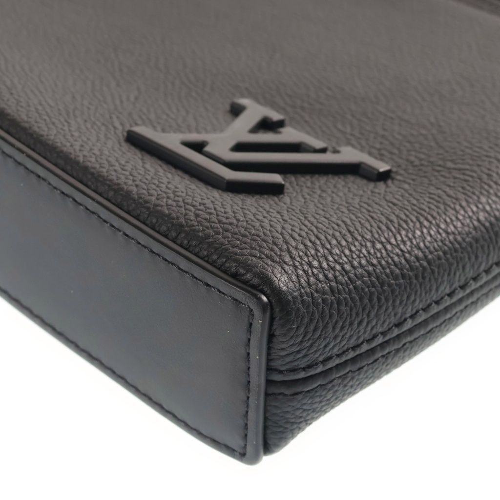 Louis Vuitton LV Aerogram Takeoff Pouch Pochette Black — view 5