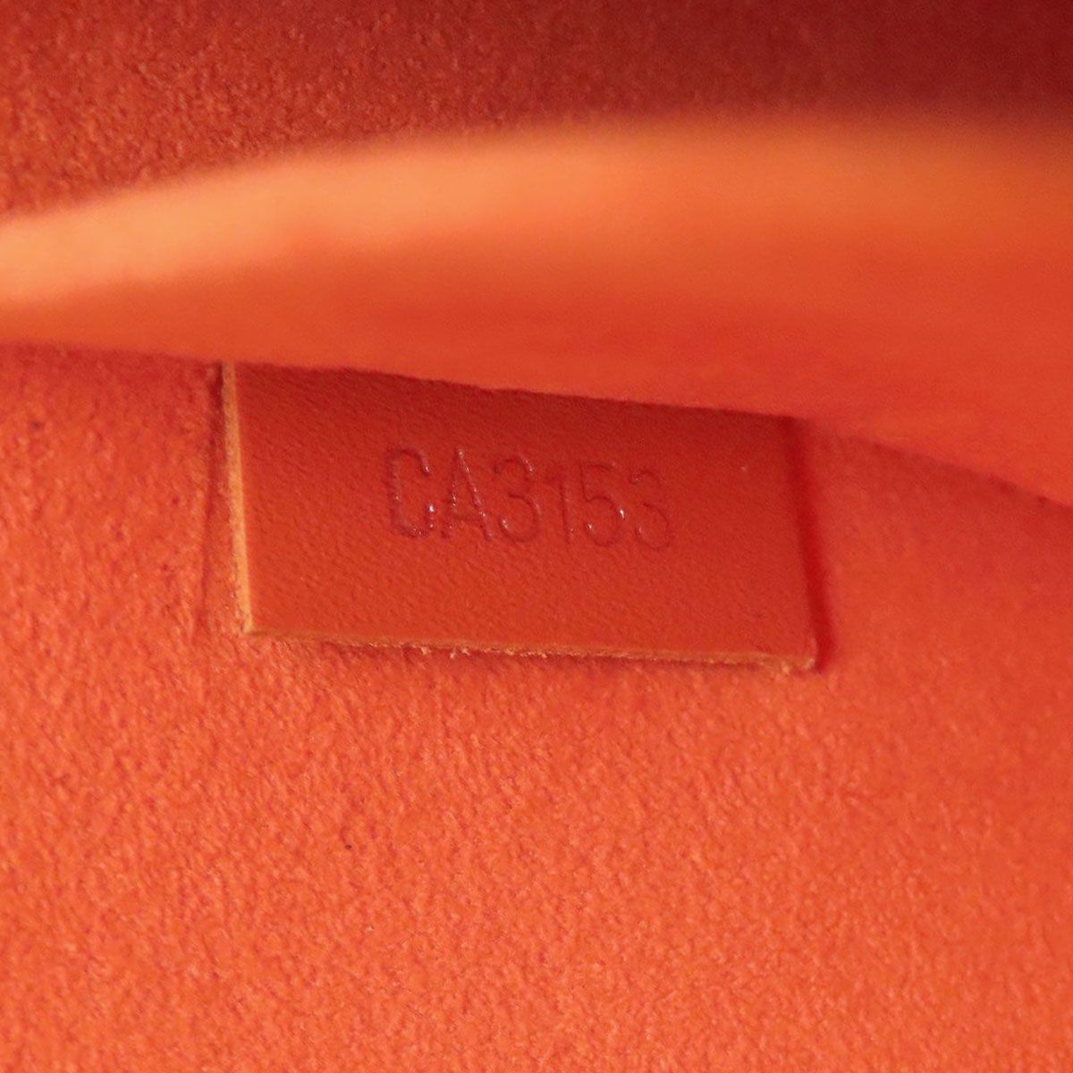 Louis Vuitton Neverfull MM Tote Bag — view 7