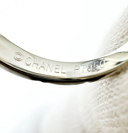 Chanel Quilted Diamond Platinum Ring — view 5