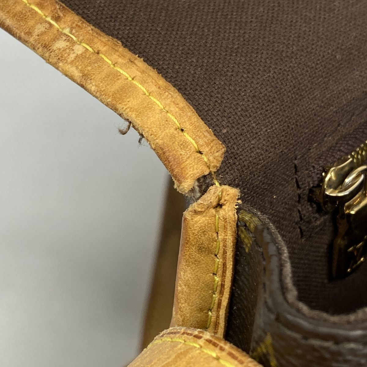 Louis Vuitton Shoulder Bag Monogram Menilmontan PM Brown — view 7