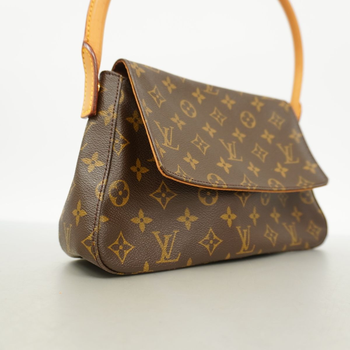 Louis Vuitton Shoulder Bag Monogram Mini Looping Brown — view 2