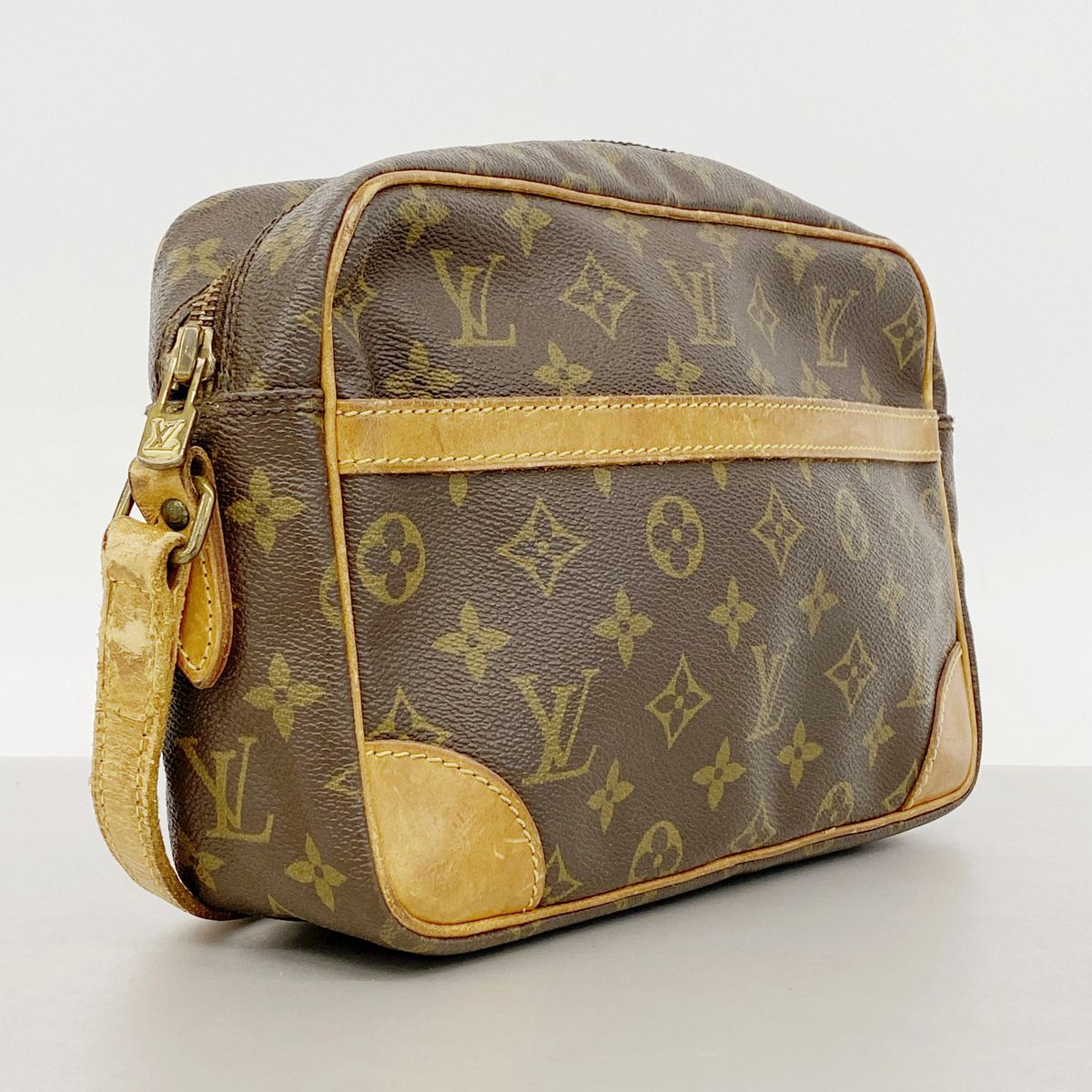 Louis Vuitton Shoulder Bag Monogram Trocadero 27 Brown — view 2