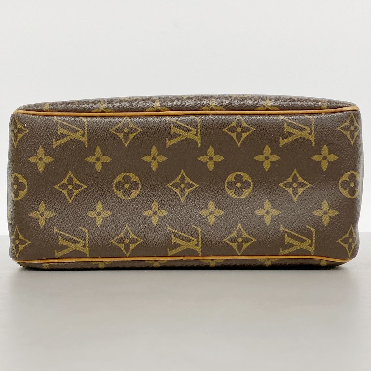 Louis Vuitton Shoulder Bag Monogram Cite MM Brown — view 3