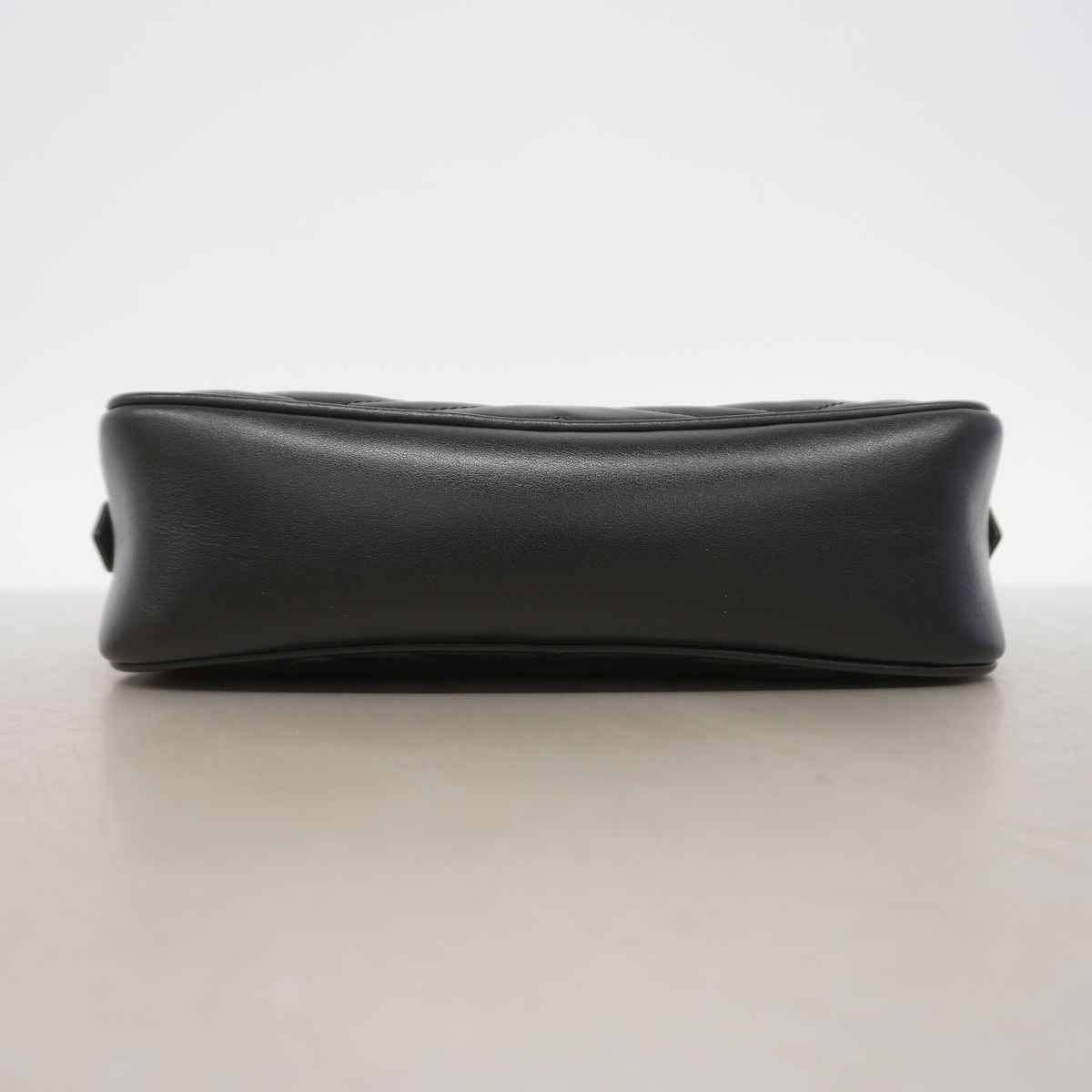 Gucci Shoulder Bag GG Marmont Leather Black Gold — view 3