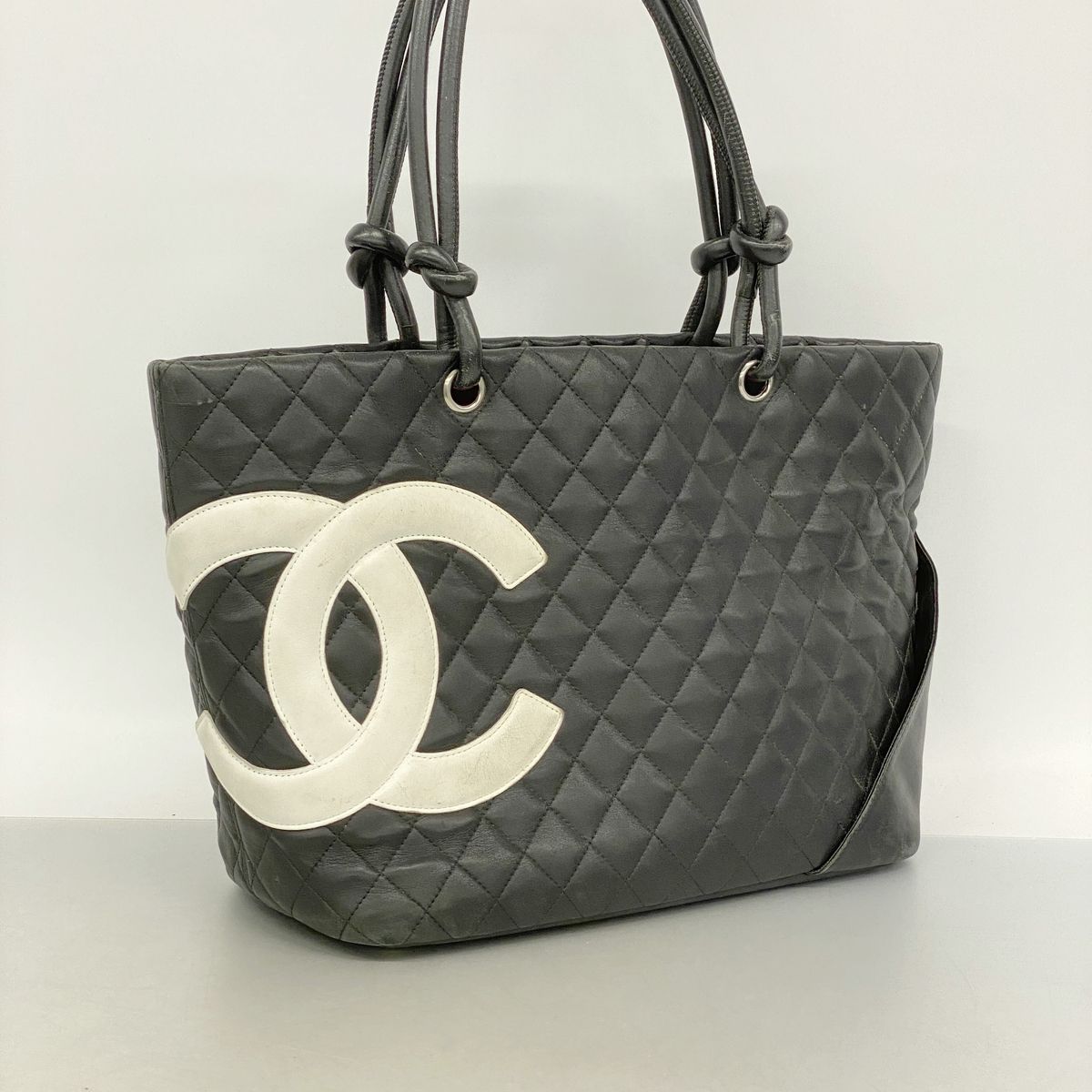 Chanel Tote Bag Cambon Lambskin Black Silver — view 2