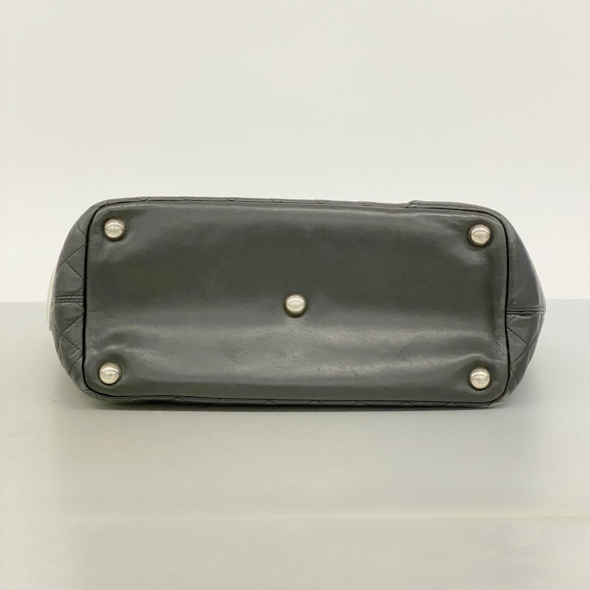 Chanel Tote Bag Cambon Lambskin Black Silver — view 3