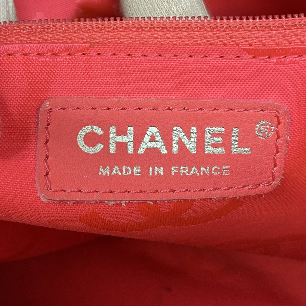 Chanel Tote Bag Cambon Lambskin Black Silver — view 5