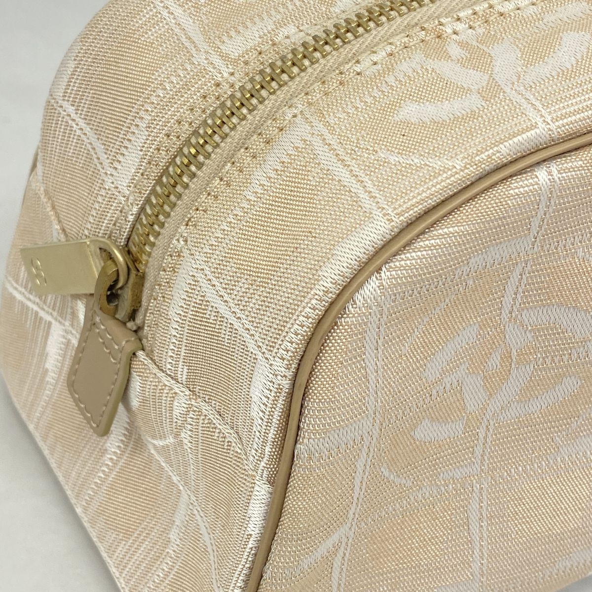 Chanel Handbag New Travel Nylon Beige Champagne Gold — view 8