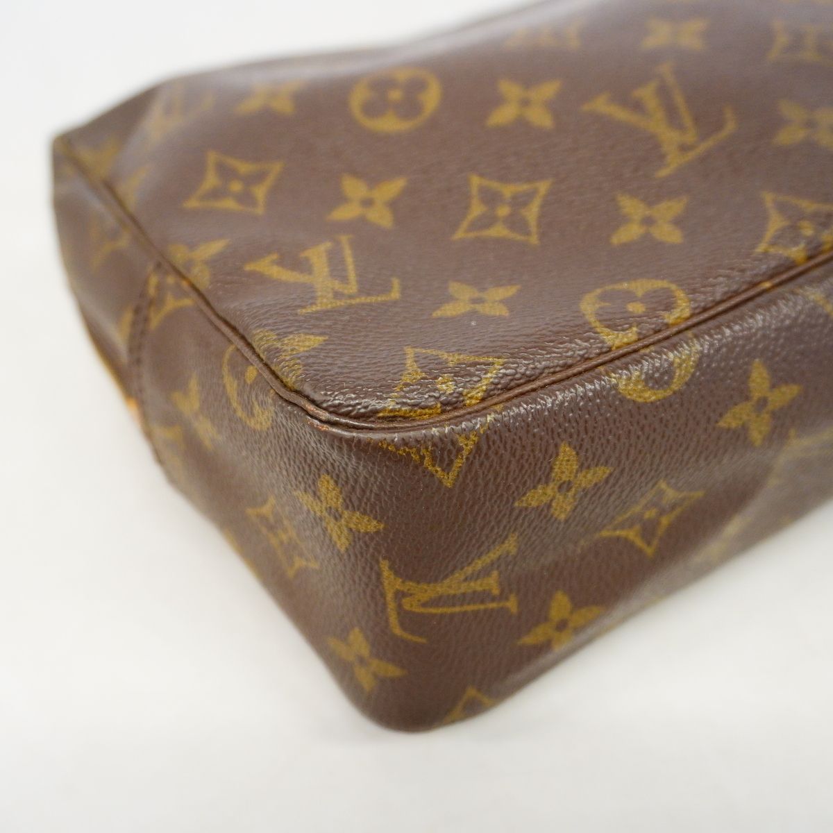 Louis Vuitton Pouch Monogram Trousse Toilet 28 Brown — view 7