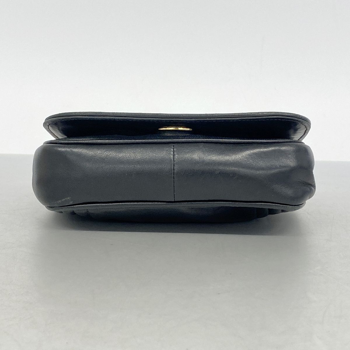 Chanel Shoulder Bag Lambskin Black Gold — view 3