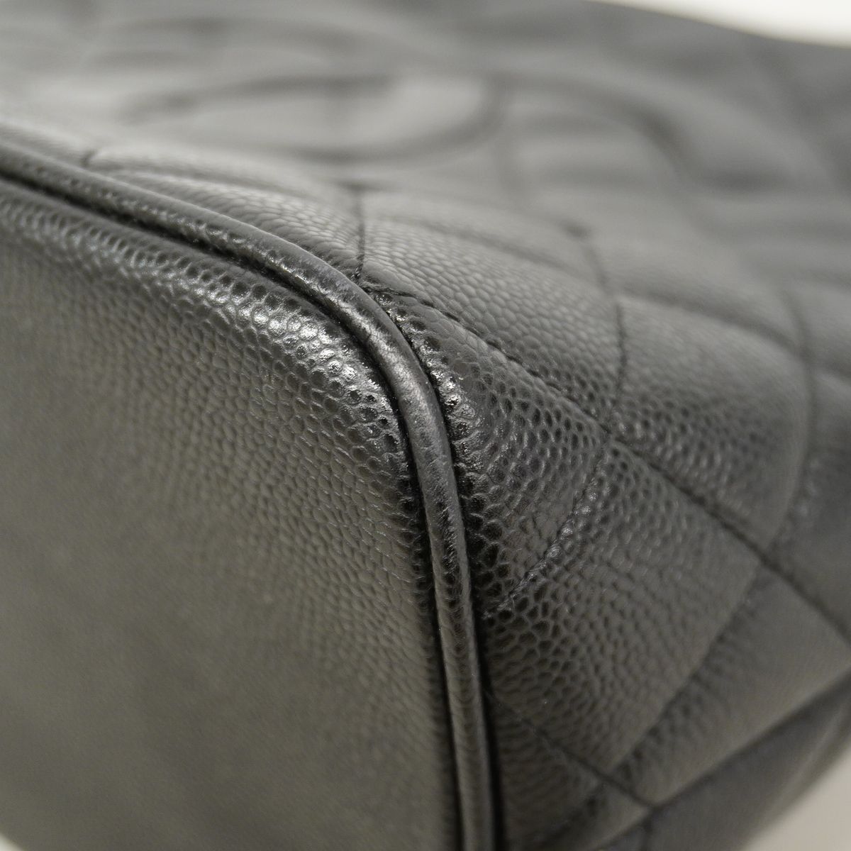 Chanel Tote Bag Reissue Caviar Leather Black Gold — view 6