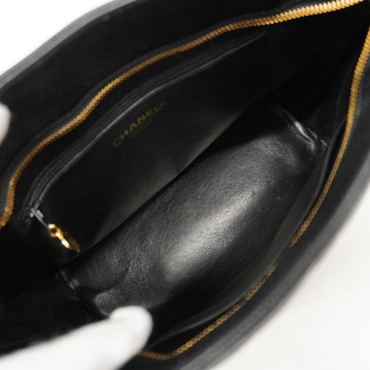 Chanel Tote Bag Reissue Caviar Leather Black Gold — view 4