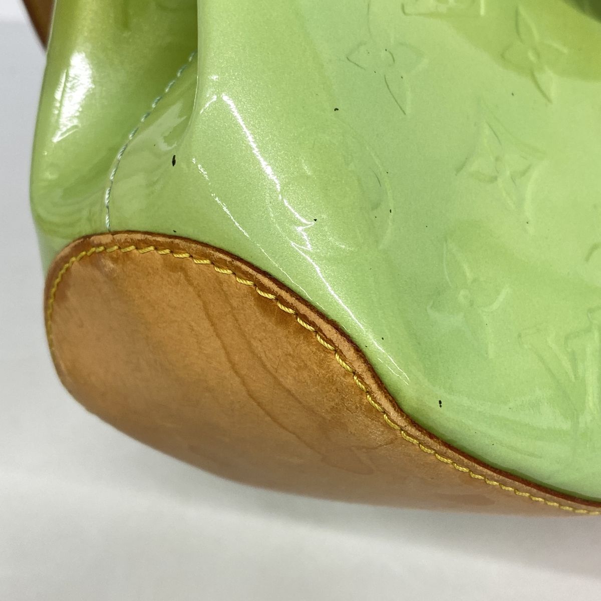 Louis Vuitton Shoulder Bag Vernis Biscayne Bay GM Peppermintladies — view 7
