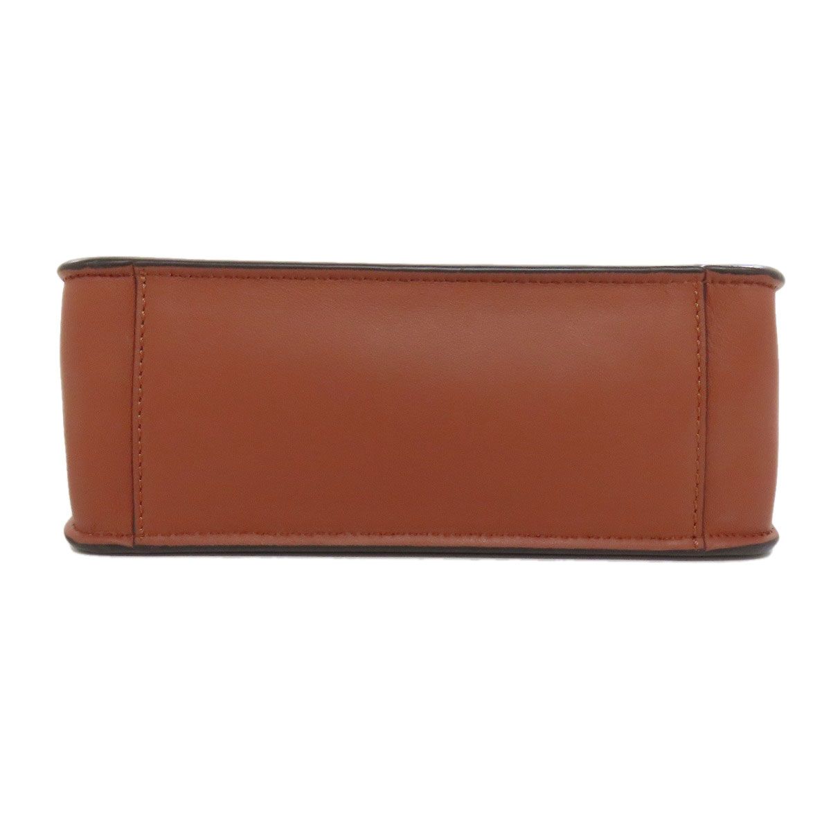 Fendi Flip Small 2-Way Shoulder Bag Calfskin — view 4