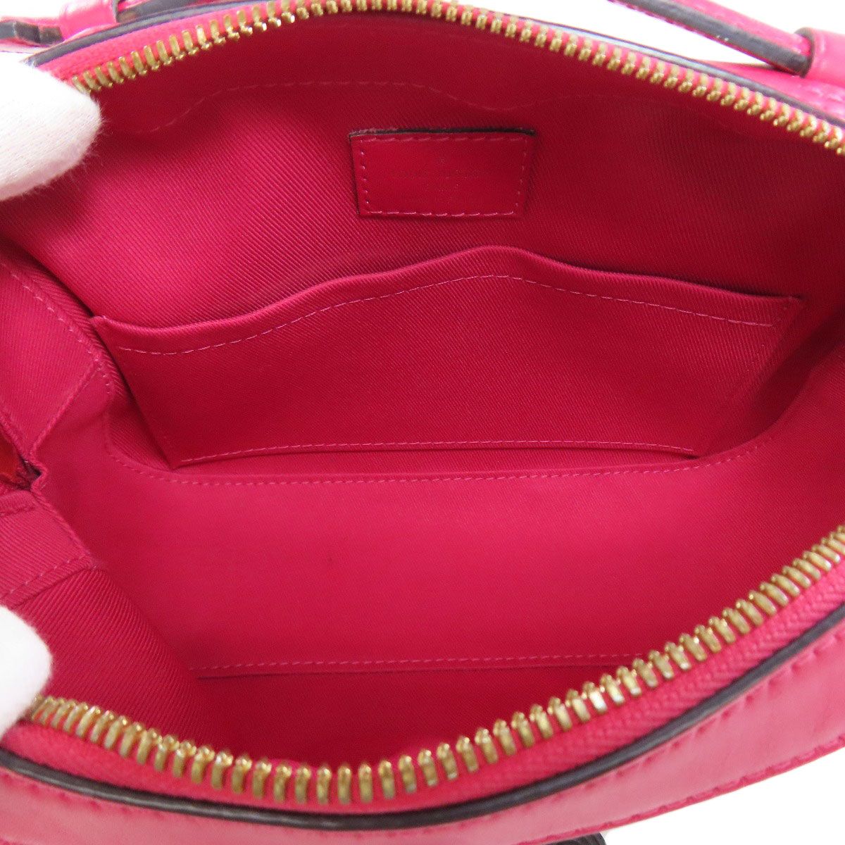 Louis Vuitton Saintonge Shoulder Bag Monogram Canvas — view 5