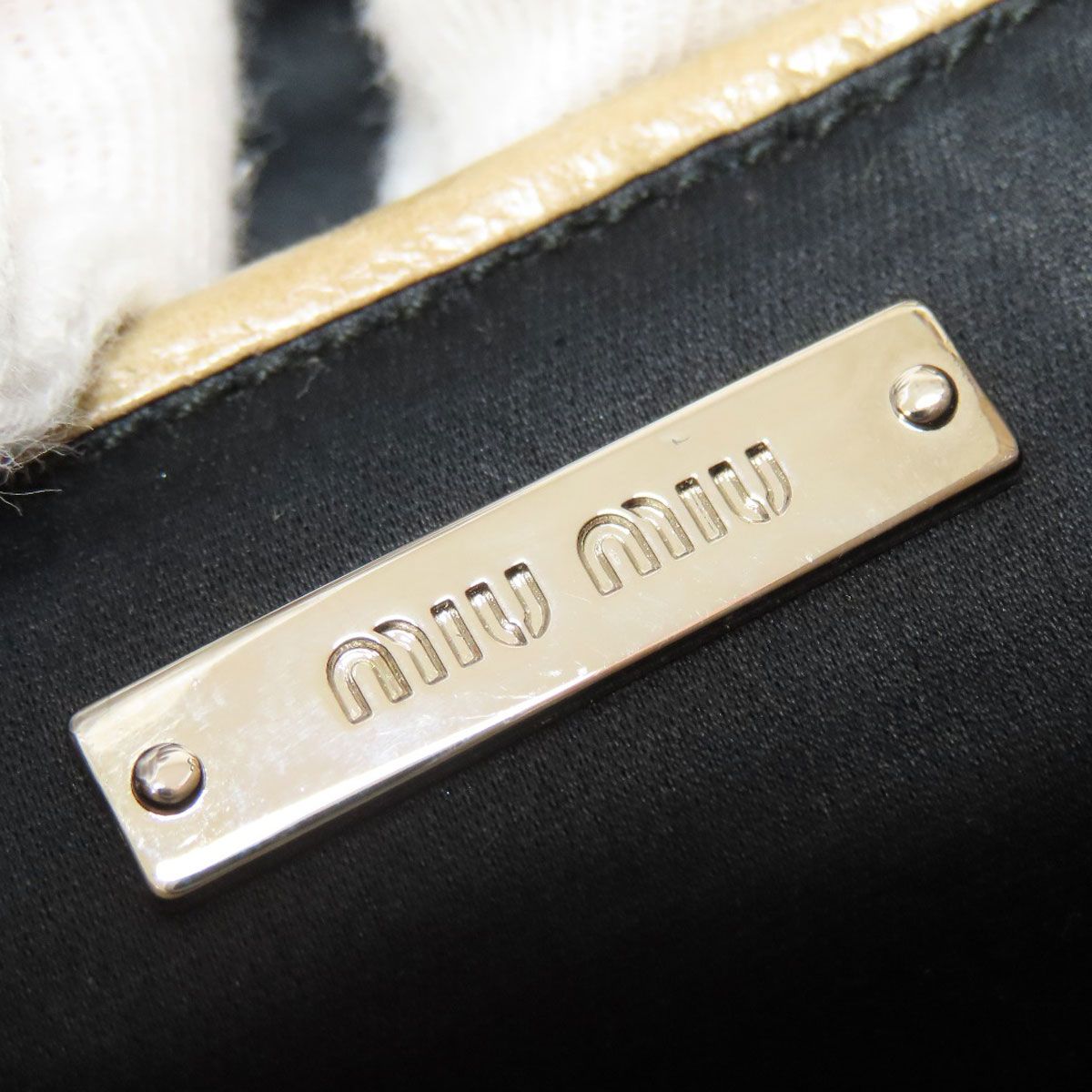 Miu Miu Logo Shoulder Bag Leather — view 6