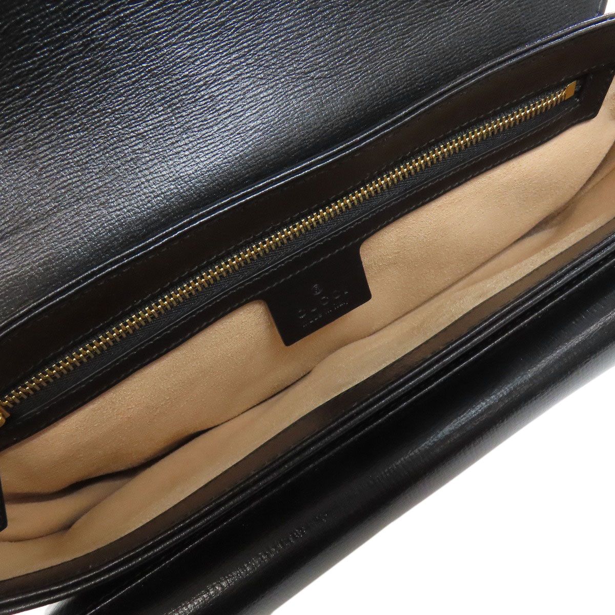 Gucci Chain Shoulder Bag Calfskin — view 6