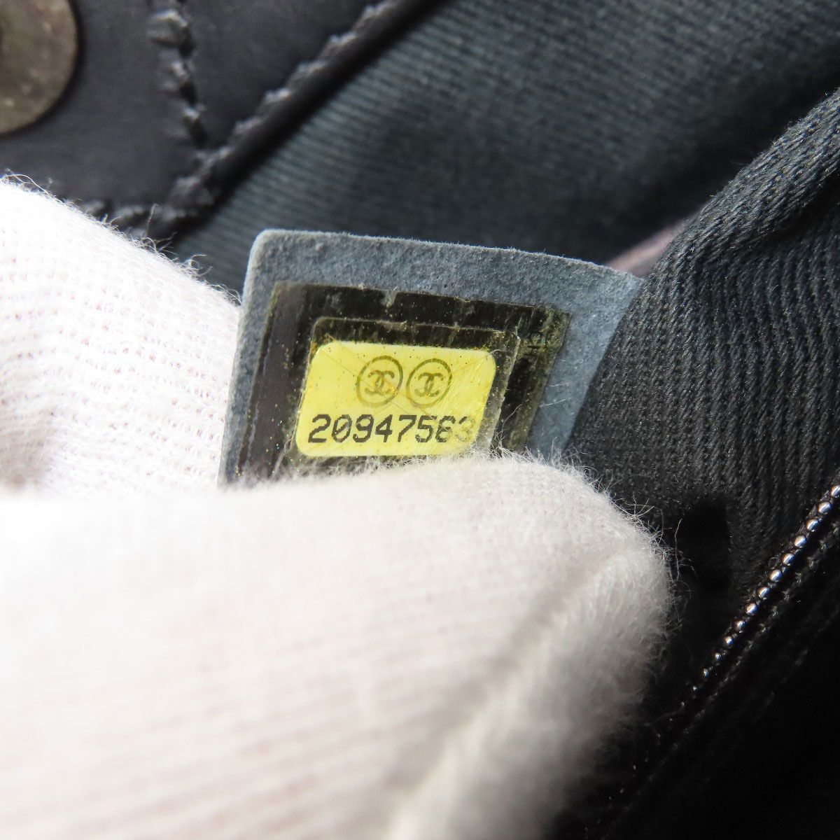 Chanel Quilted Silver Shoulder Bag Calfskin — view 7