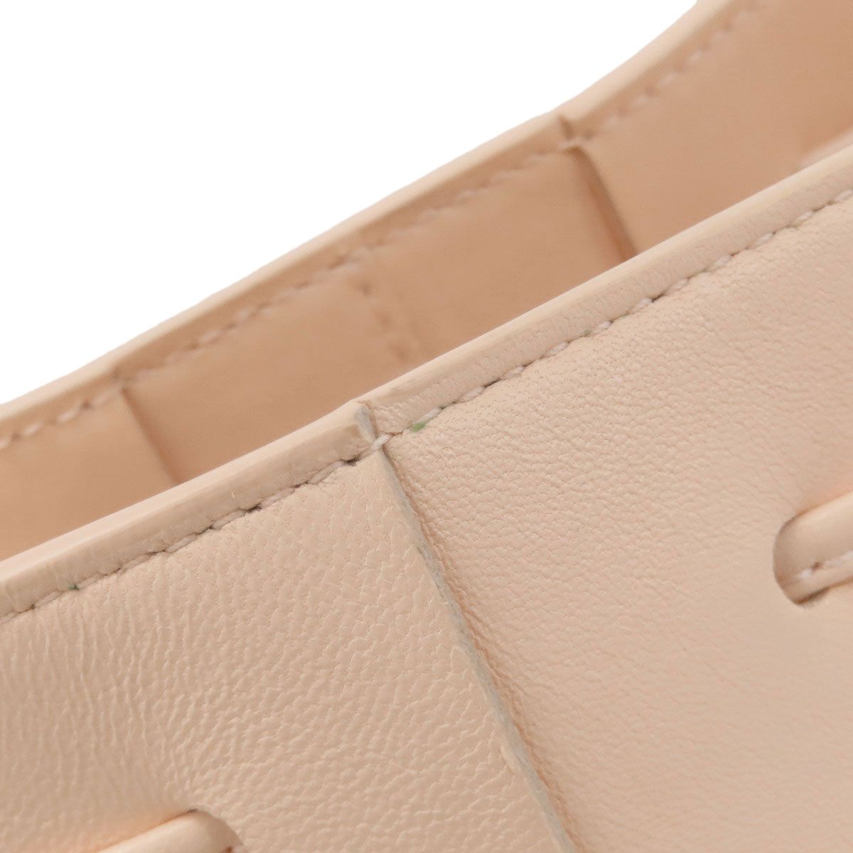 Bottega Veneta Cassette Bucket Bag Calfskin — view 7