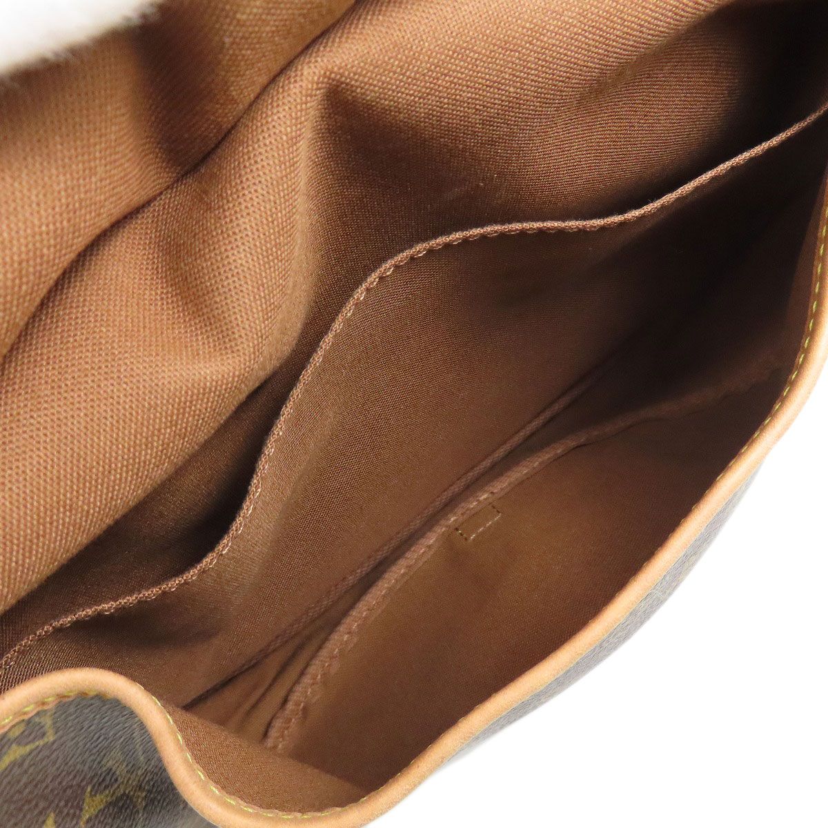 Louis Vuitton Saumur 30 Shoulder Bag Monogram Canvas — view 6