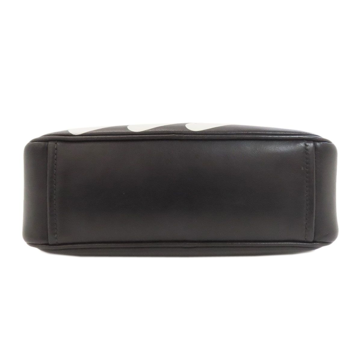 Prada Banana Shoulder Bag Calfskin — view 4