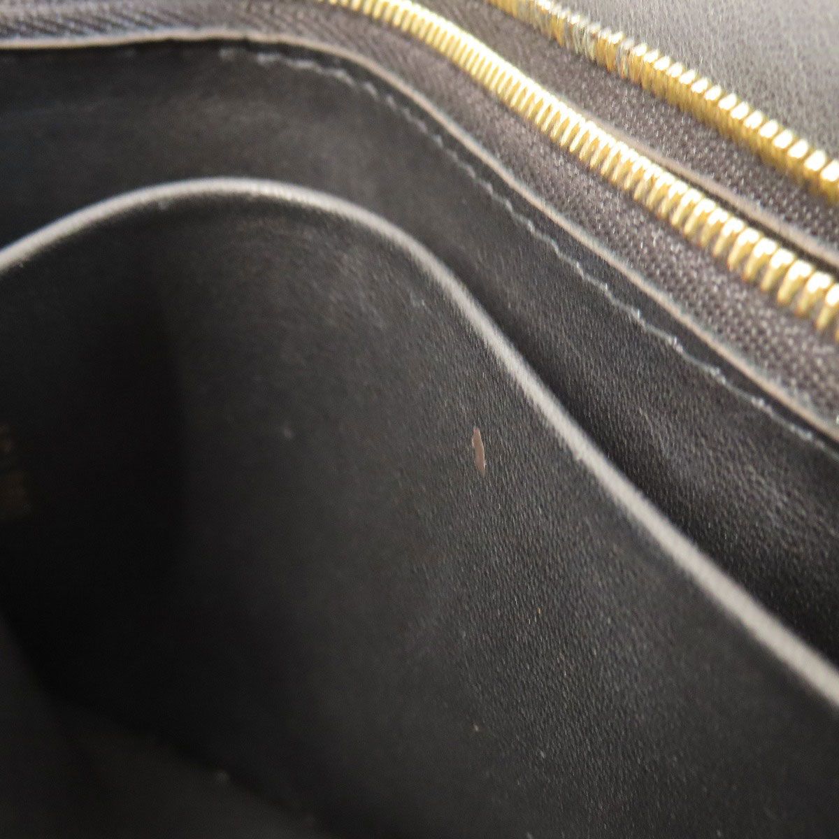 Louis Vuitton Pochette Column Shoulder Bag Monogram Reverse — view 8