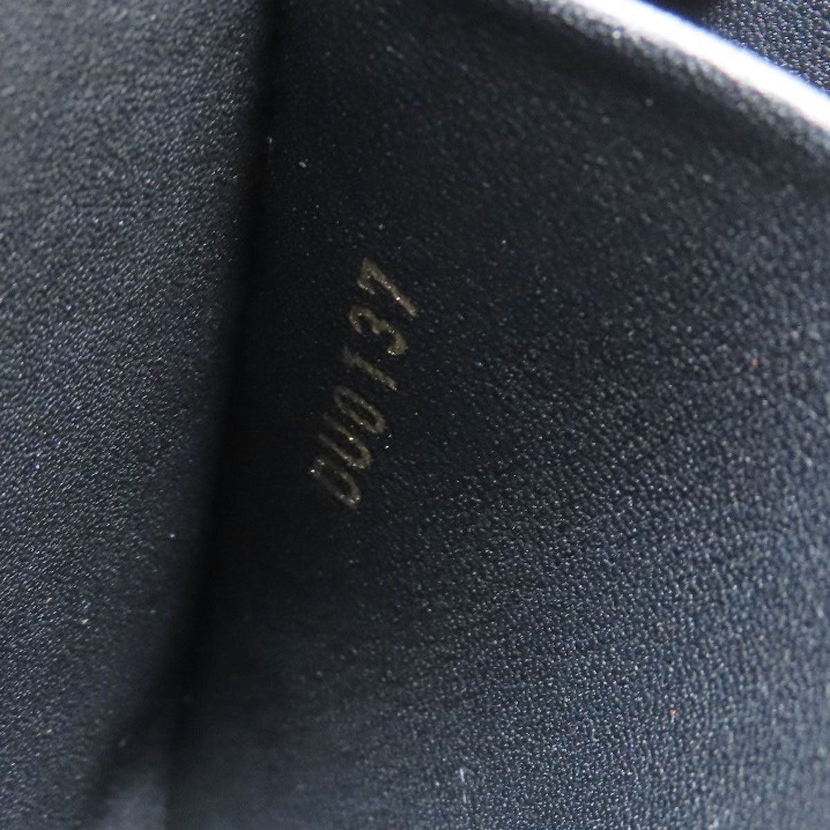 Louis Vuitton Pochette Column Shoulder Bag Monogram Reverse — view 7