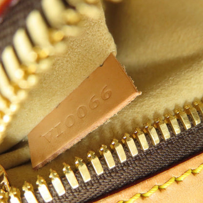 Louis Vuitton Hudson GM Shoulder Bag Monogram Canvas — view 7