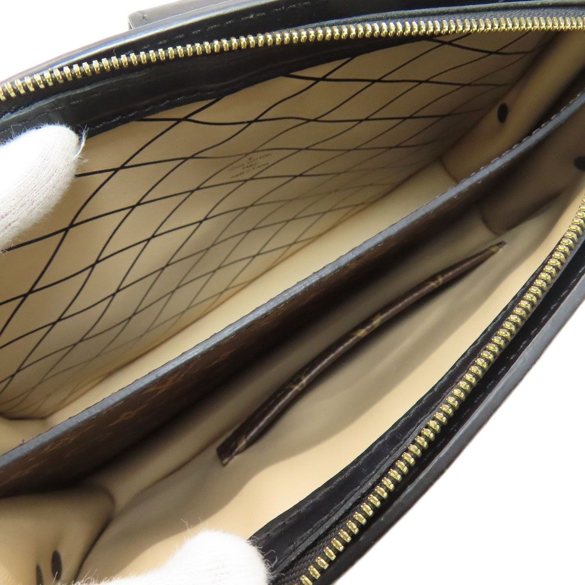 Louis Vuitton Trunk Clutch Shoulder Bag Monogram Reverse — view 5