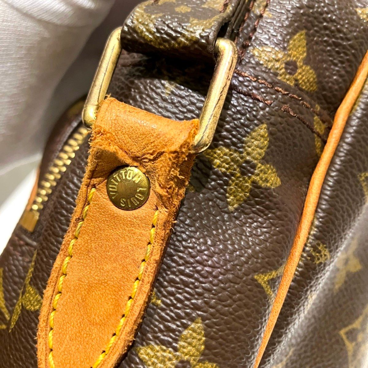 Louis Vuitton Nile Monogram Shoulder Bag Canvas — view 7