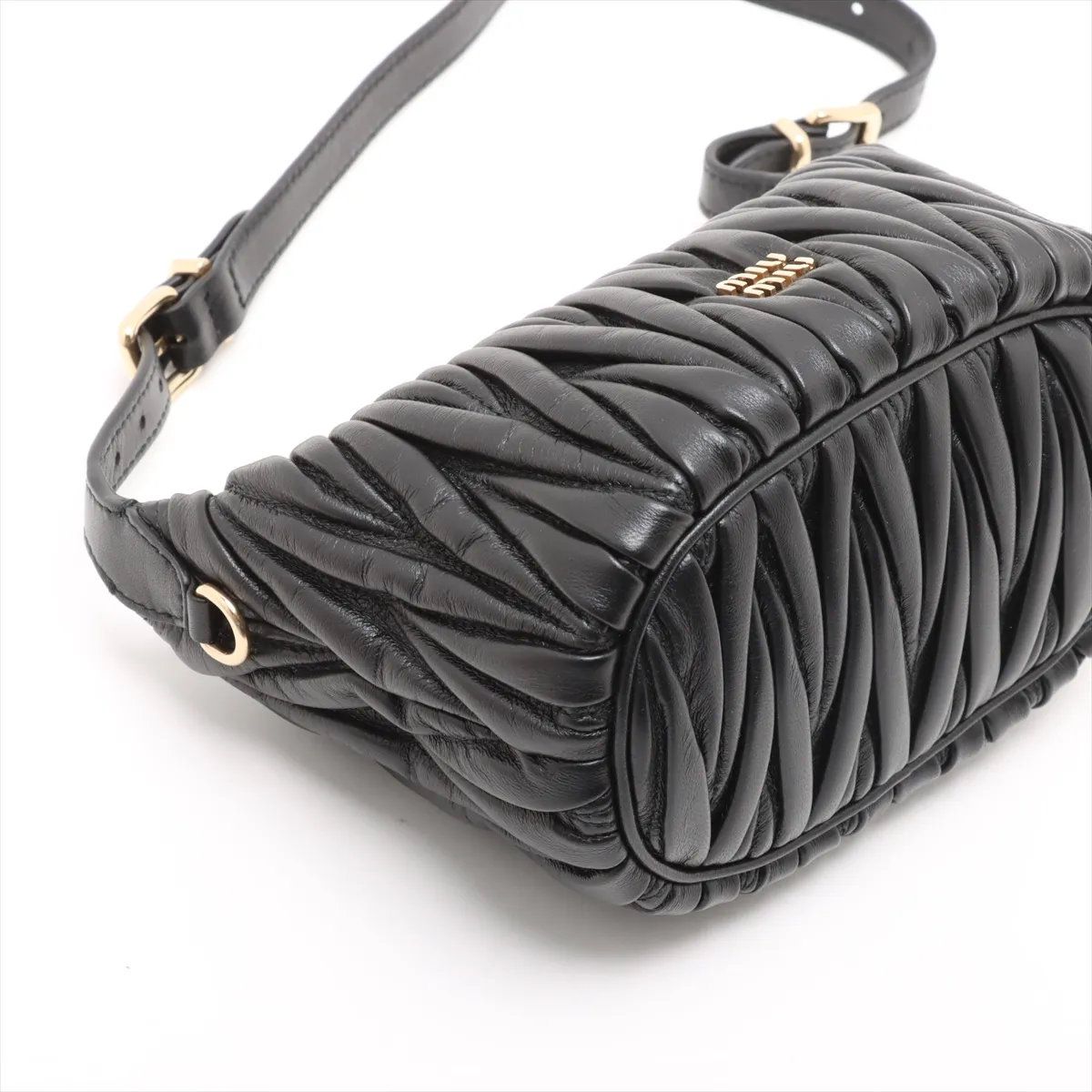 Miu Miu Matelasse Leather Shoulder Bag Hand Black — view 4