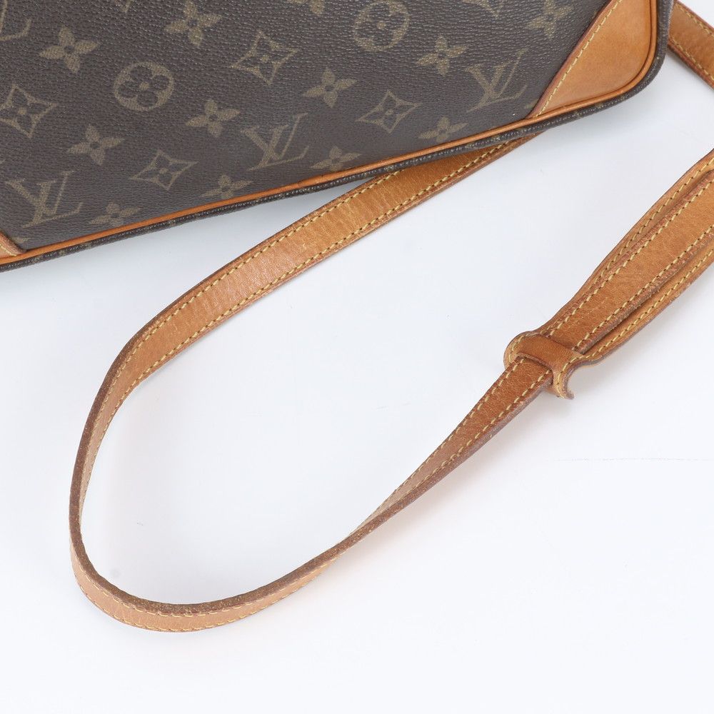Louis Vuitton Monogram Trocadero GM Leather Shoulder Bag Crossbody Messenger — view 2